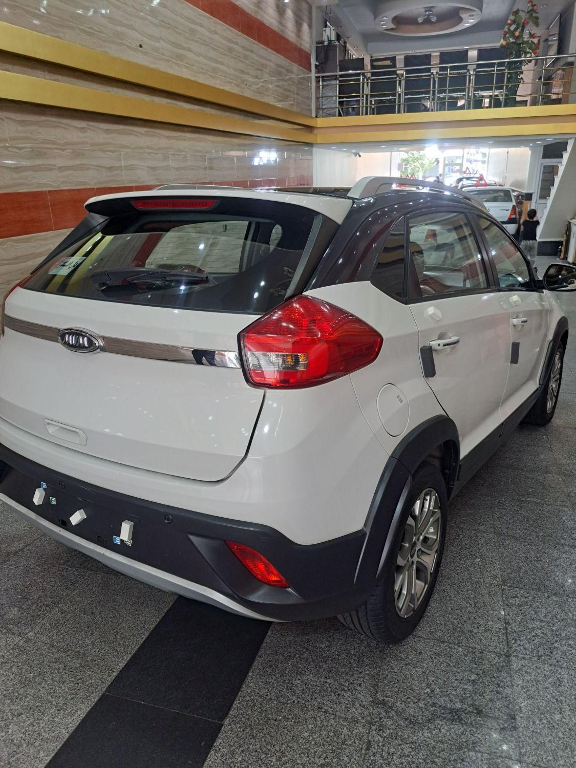 ام وی ام X22 اتوماتیک اسپرت - 1396