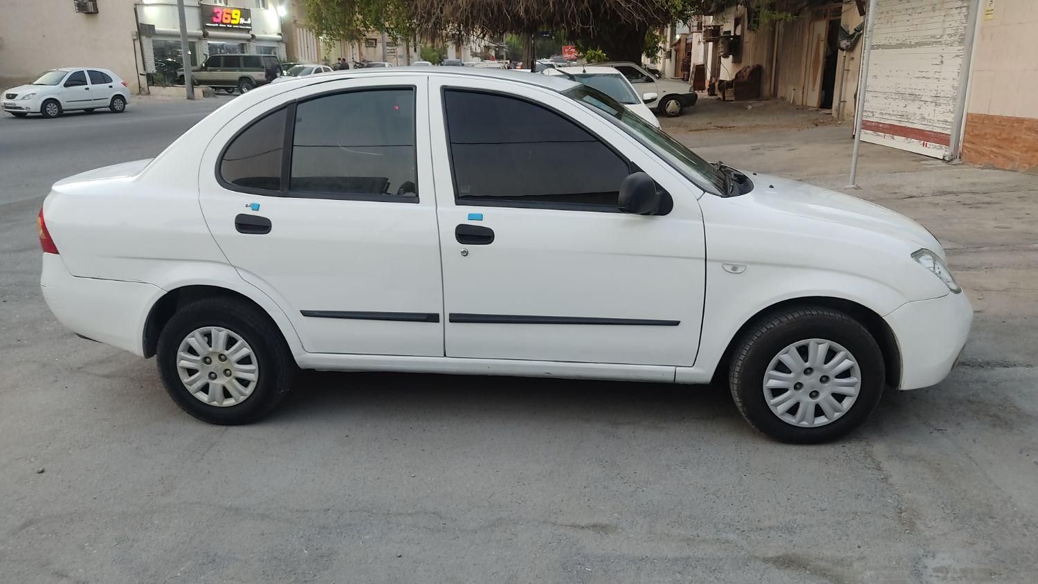 تیبا صندوق دار SX - 1398