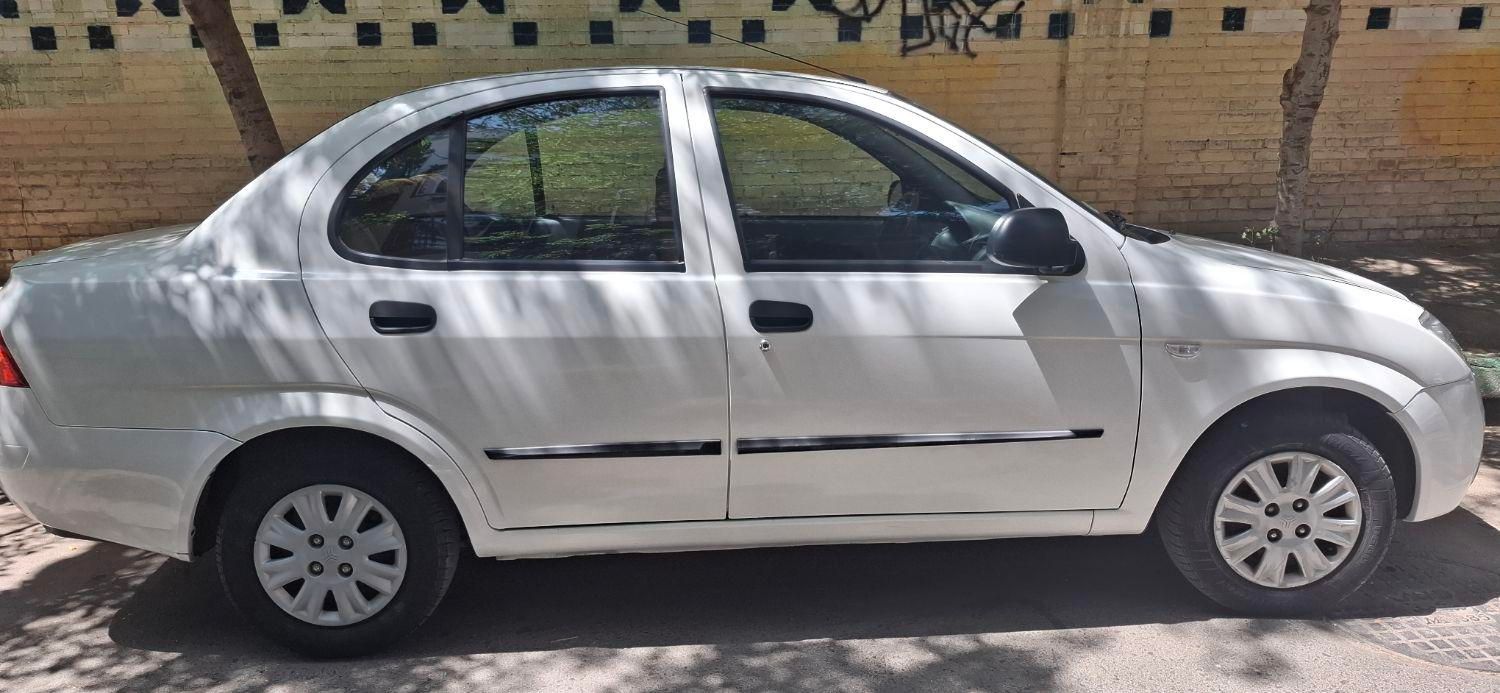 تیبا صندوق دار SX - 1400