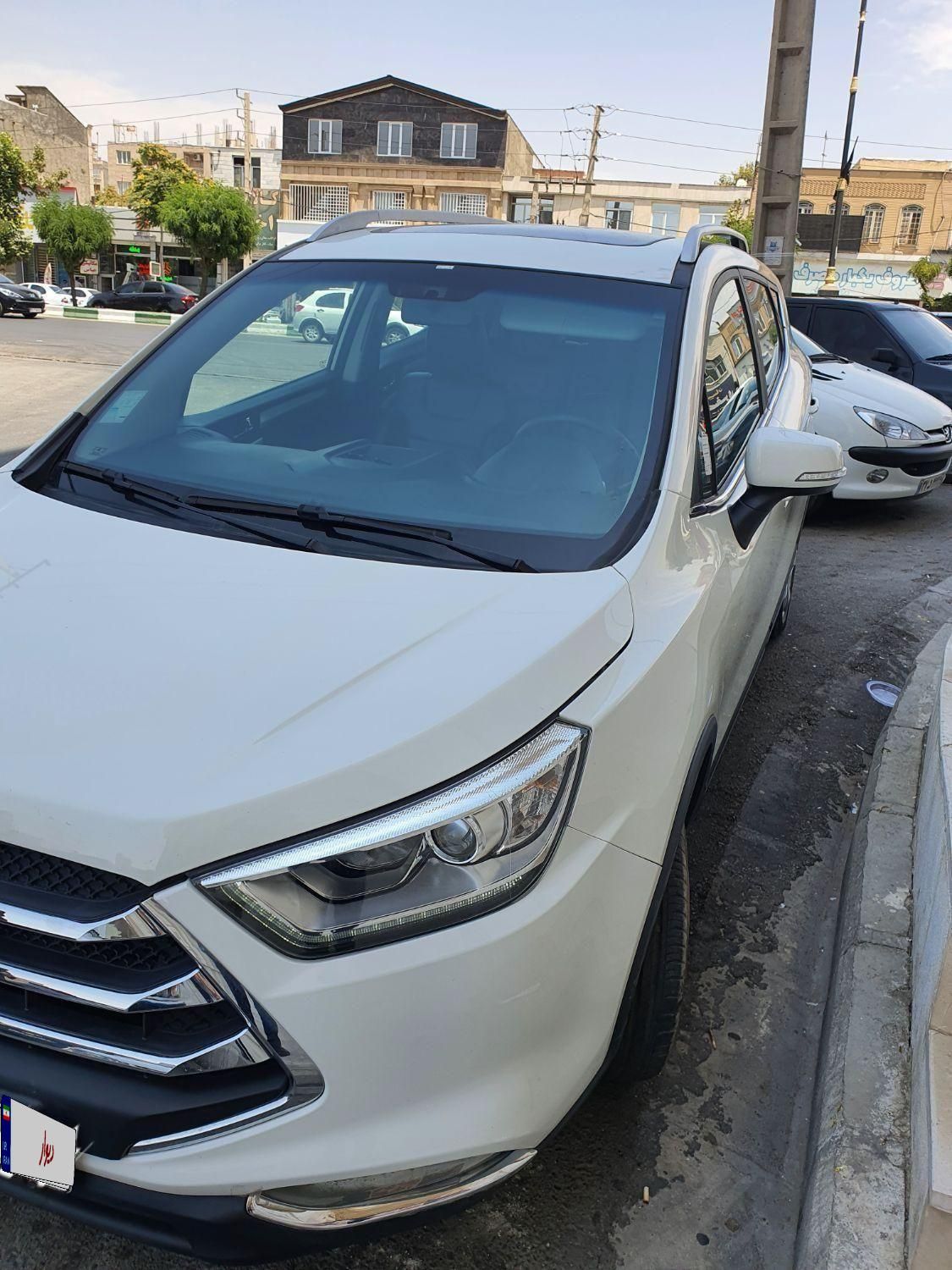جک S3 اتوماتیک - 1402