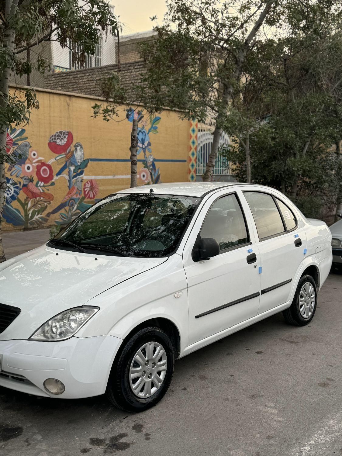 تیبا صندوق دار SX - 1393