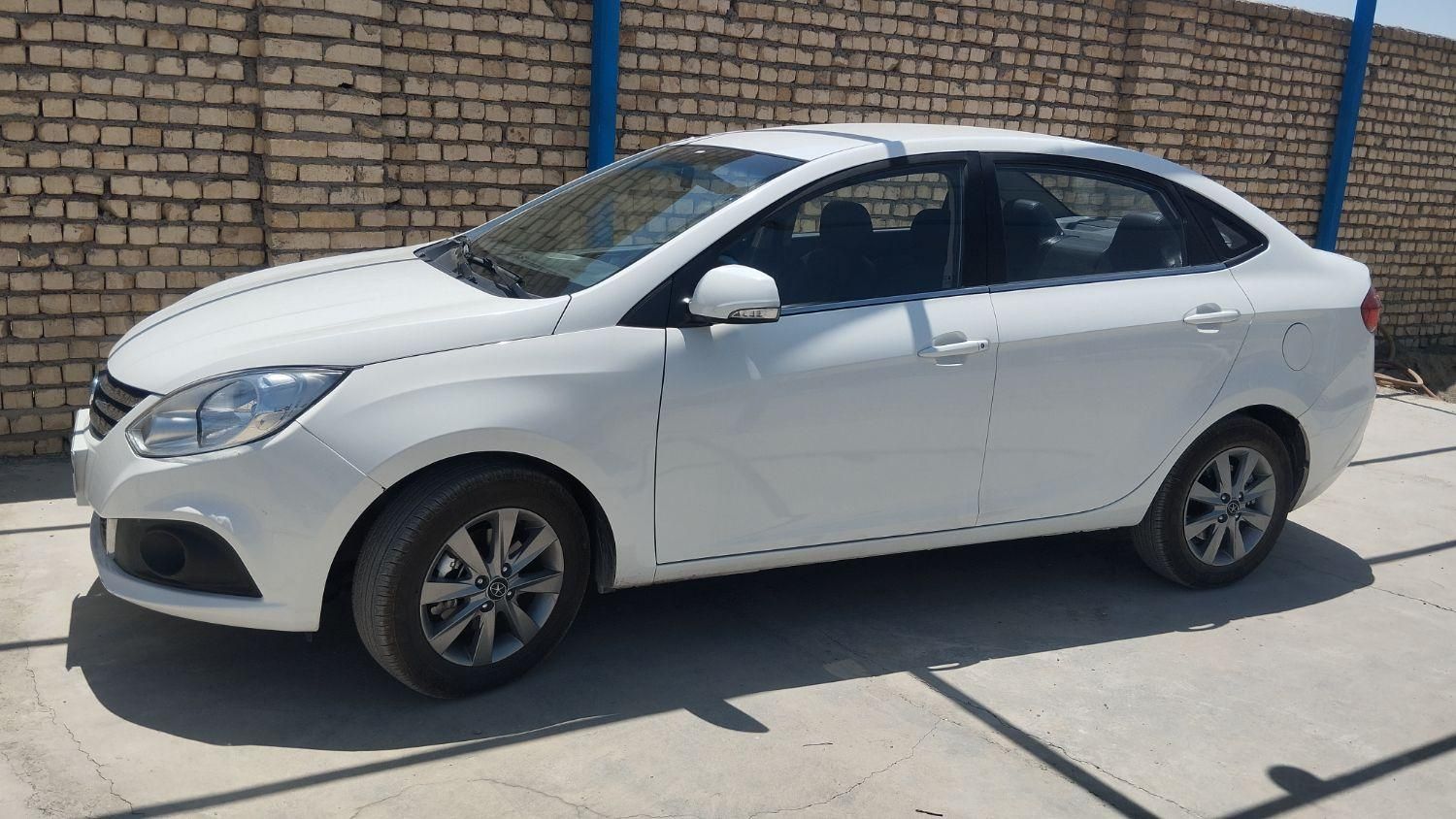 جک J4 اتوماتیک ساده - 1403
