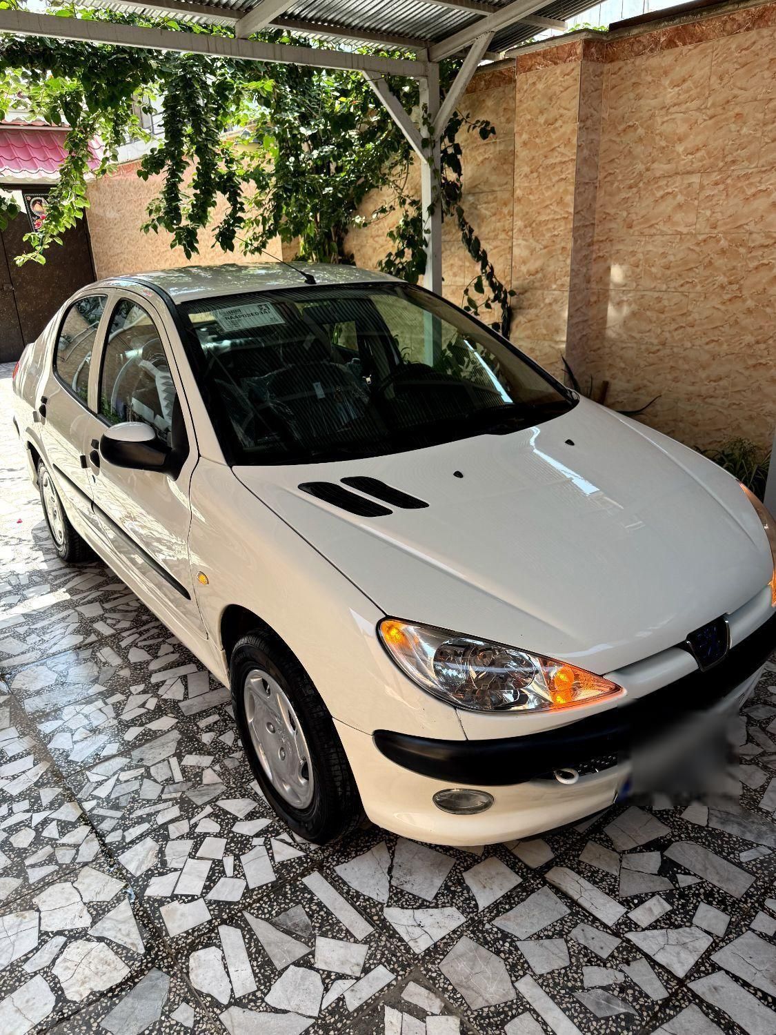 پژو ۲۰۶ صندوق دار v8 - 1388