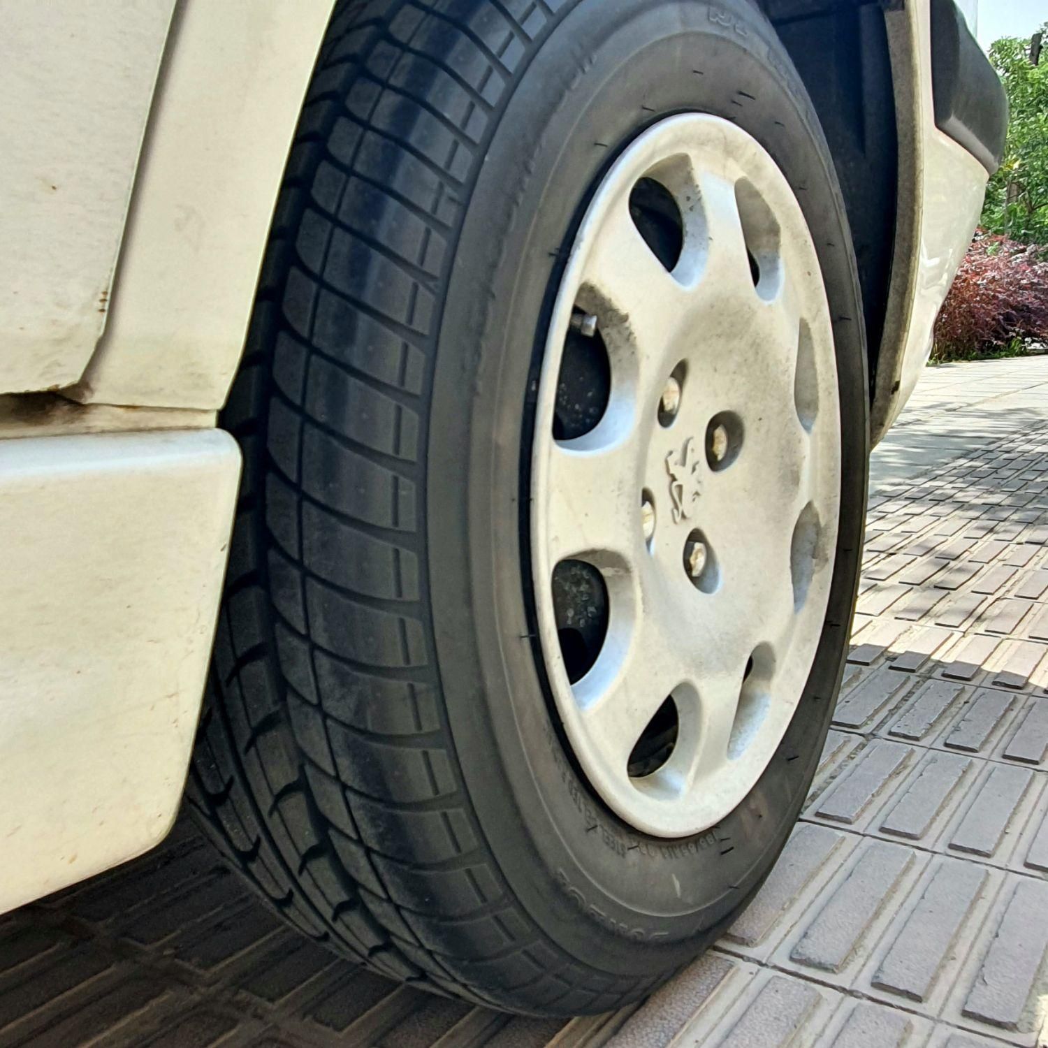 پژو پارس سال - 1392