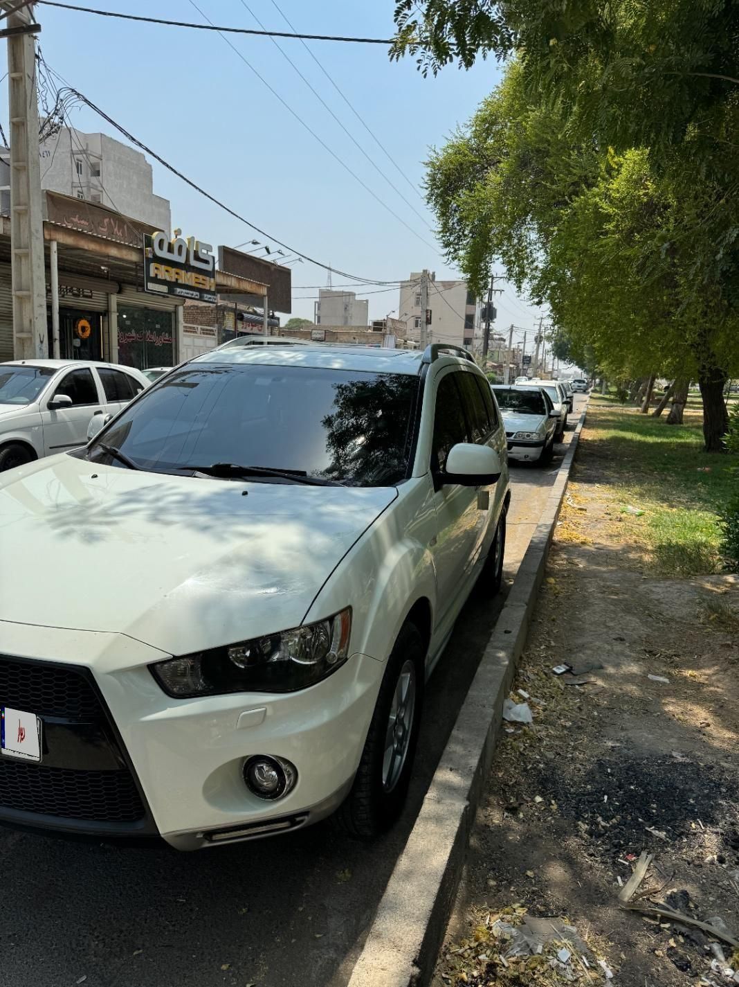 میتسوبیشی اوتلندر PHEV PHEV - 2014