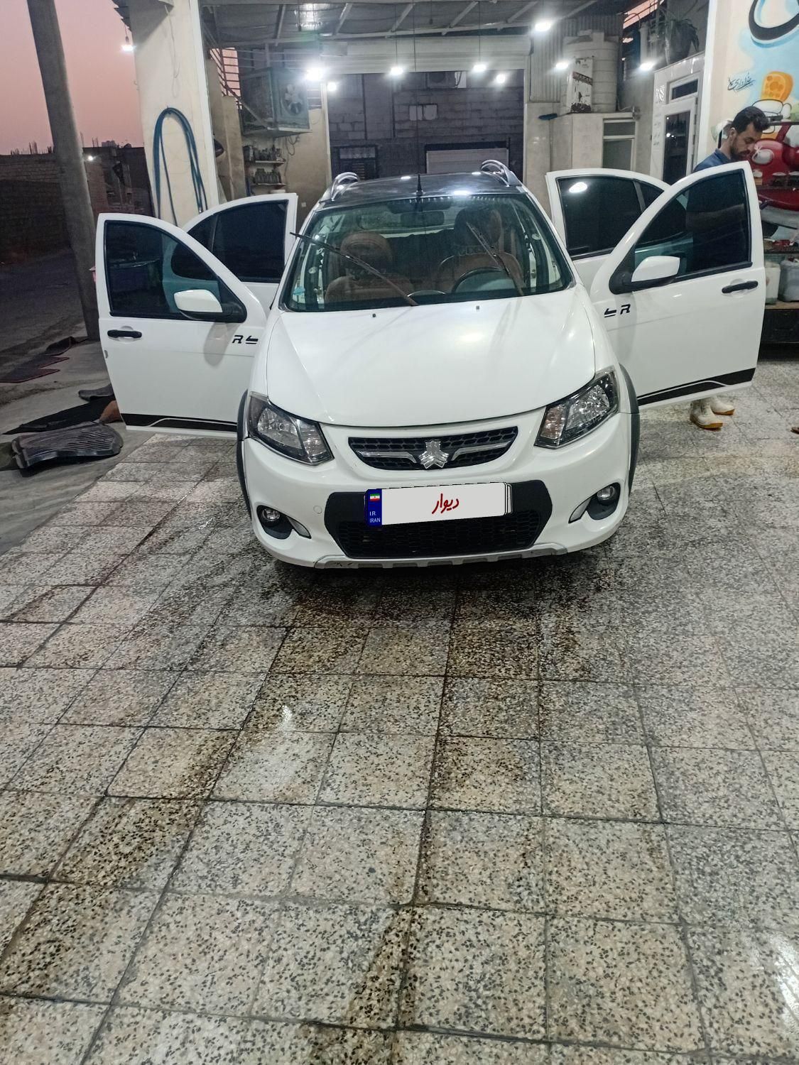 خودرو کوییک، R آگهی ann_19534336
