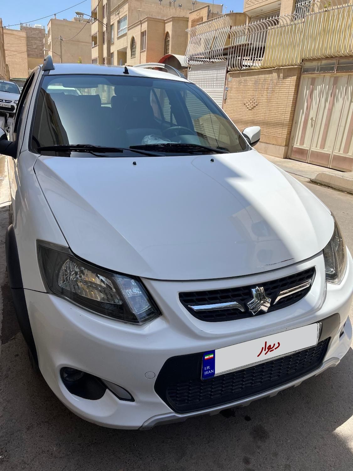 خودرو کوییک، معمولی آگهی ann_19534370