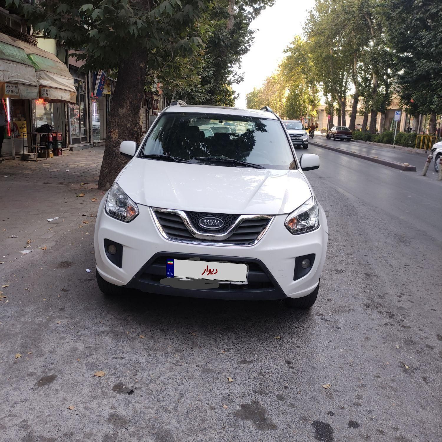 ام وی ام X33 دنده‌ای ساده - 1393