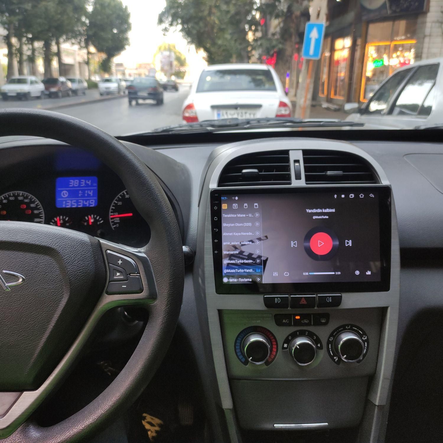 ام وی ام X33 دنده‌ای ساده - 1393
