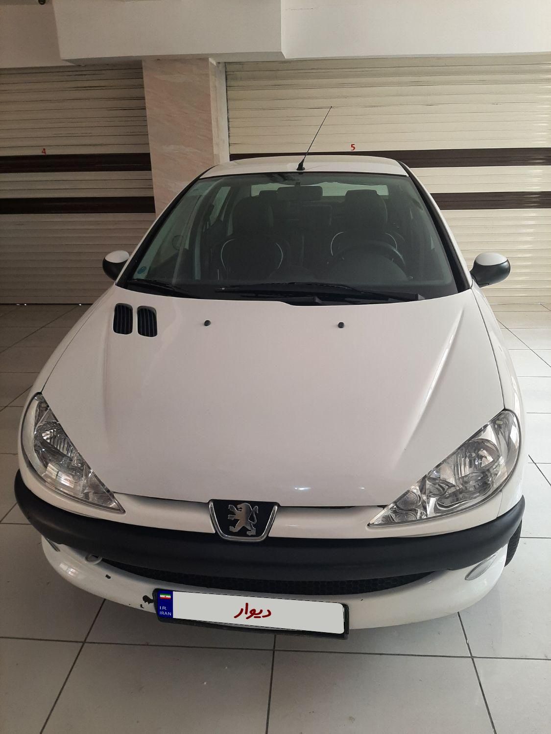 پژو ۲۰۶ صندوق دار v8 - 1395
