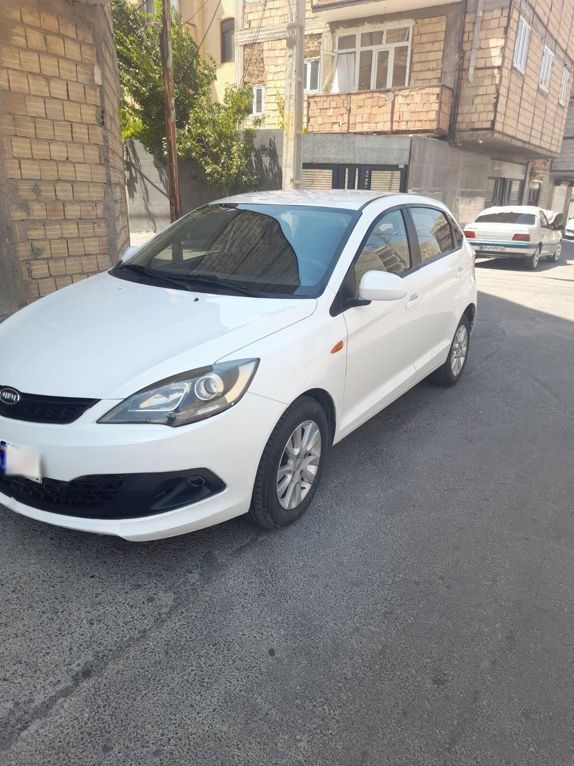 ام وی ام 315 هاچ بک اسپرت لاکچری - 1396