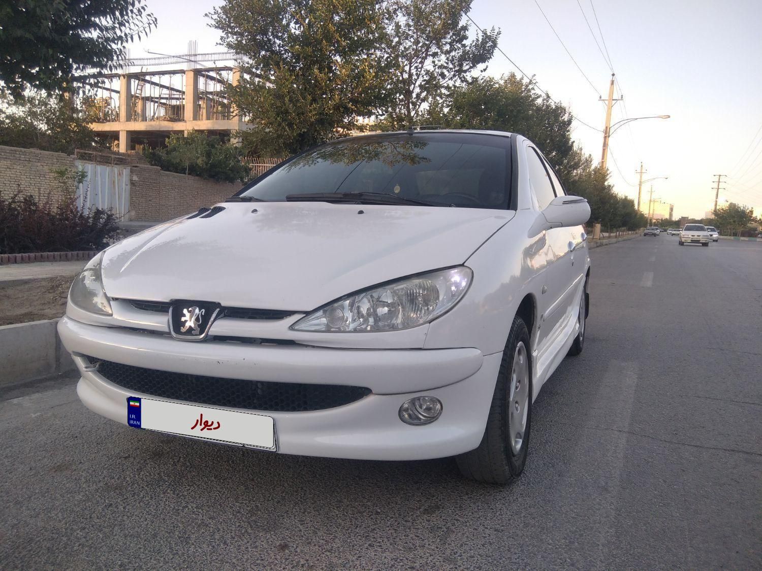 پژو ۲۰۶ صندوق دار v8 - 1396