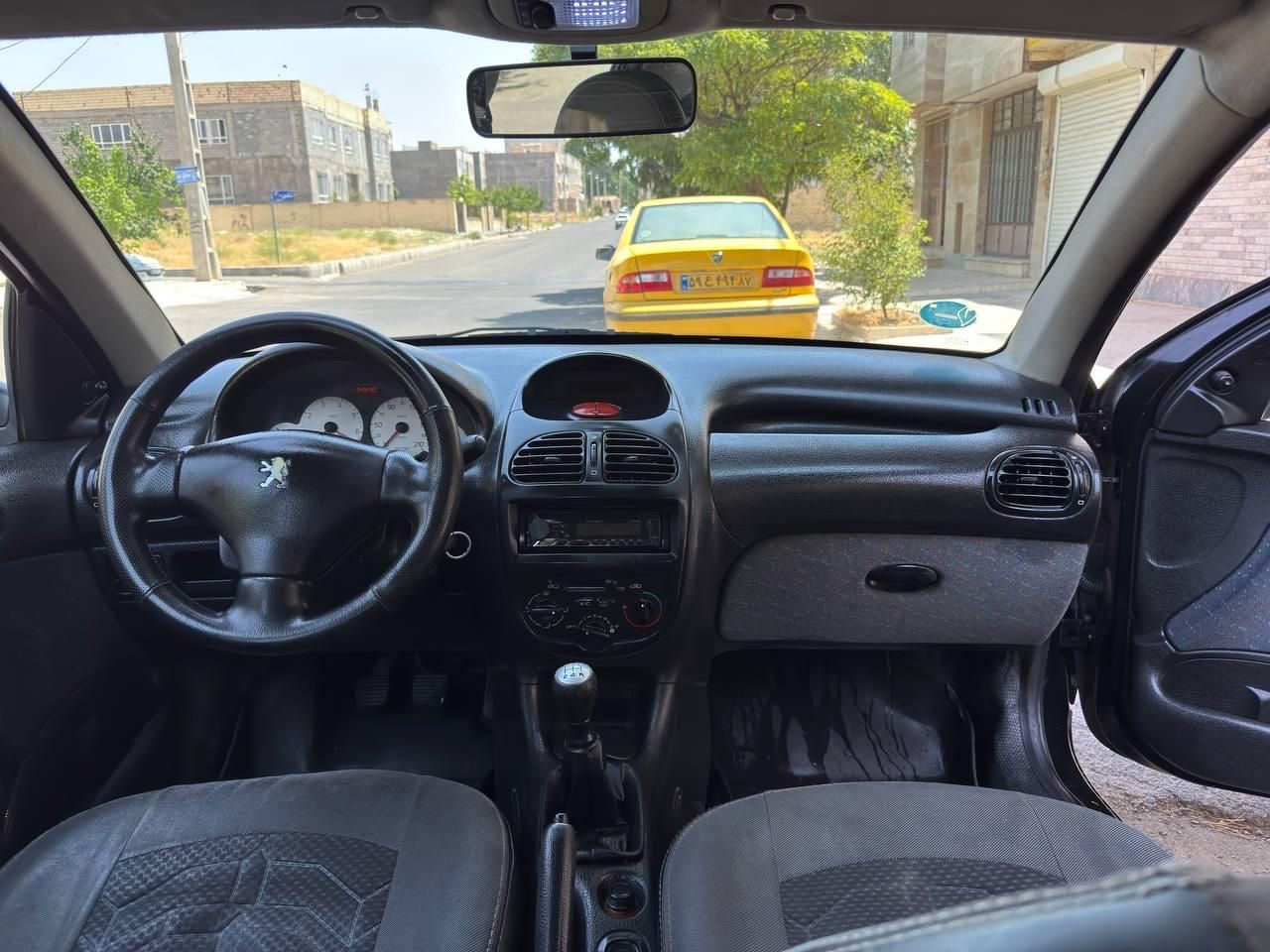 خودرو پژو، ۲۰۶ صندوق دار آگهی ann_19534906