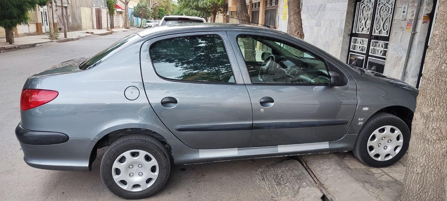 پژو ۲۰۶ صندوق دار v8 - 1390