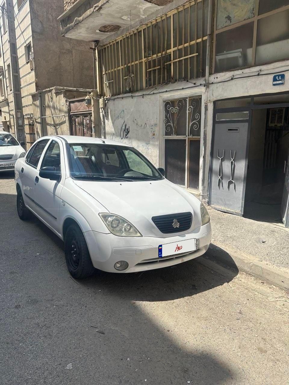 تیبا صندوق دار SX - 1396