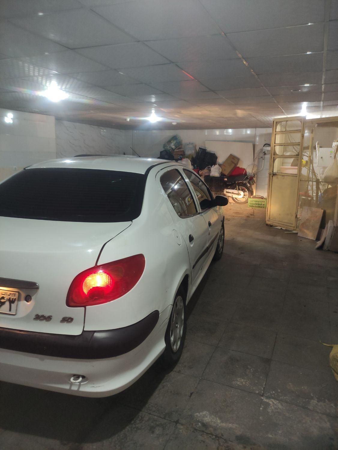 پژو ۲۰۶ صندوق دار v8 - 1394