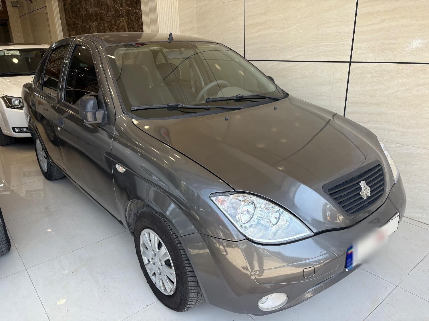 تیبا صندوق دار SX - 1395