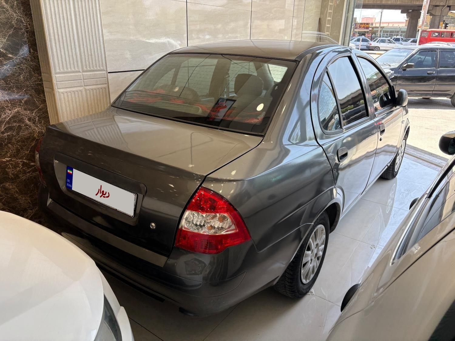 تیبا صندوق دار SX - 1395