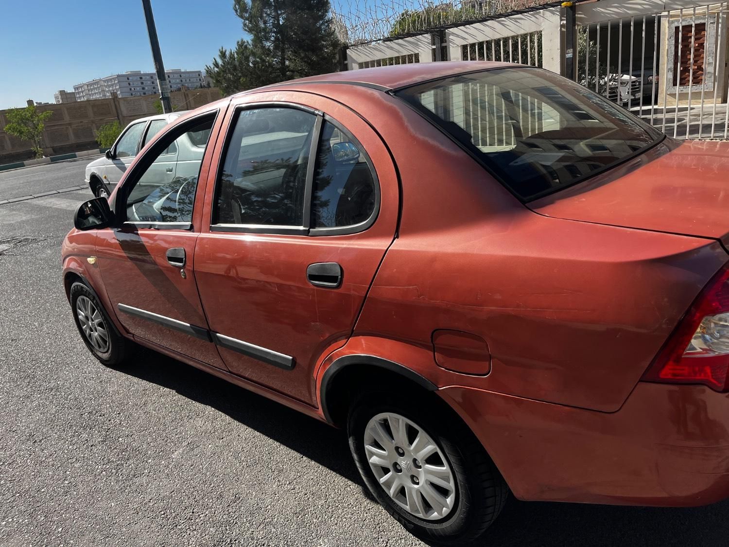 تیبا صندوق دار SX - 1391