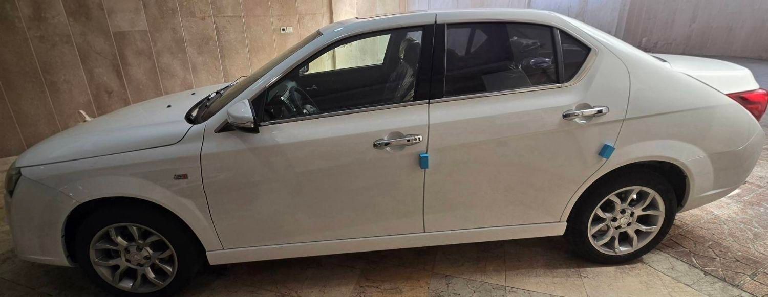 دنا پلاس توربو اتوماتیک - 1404