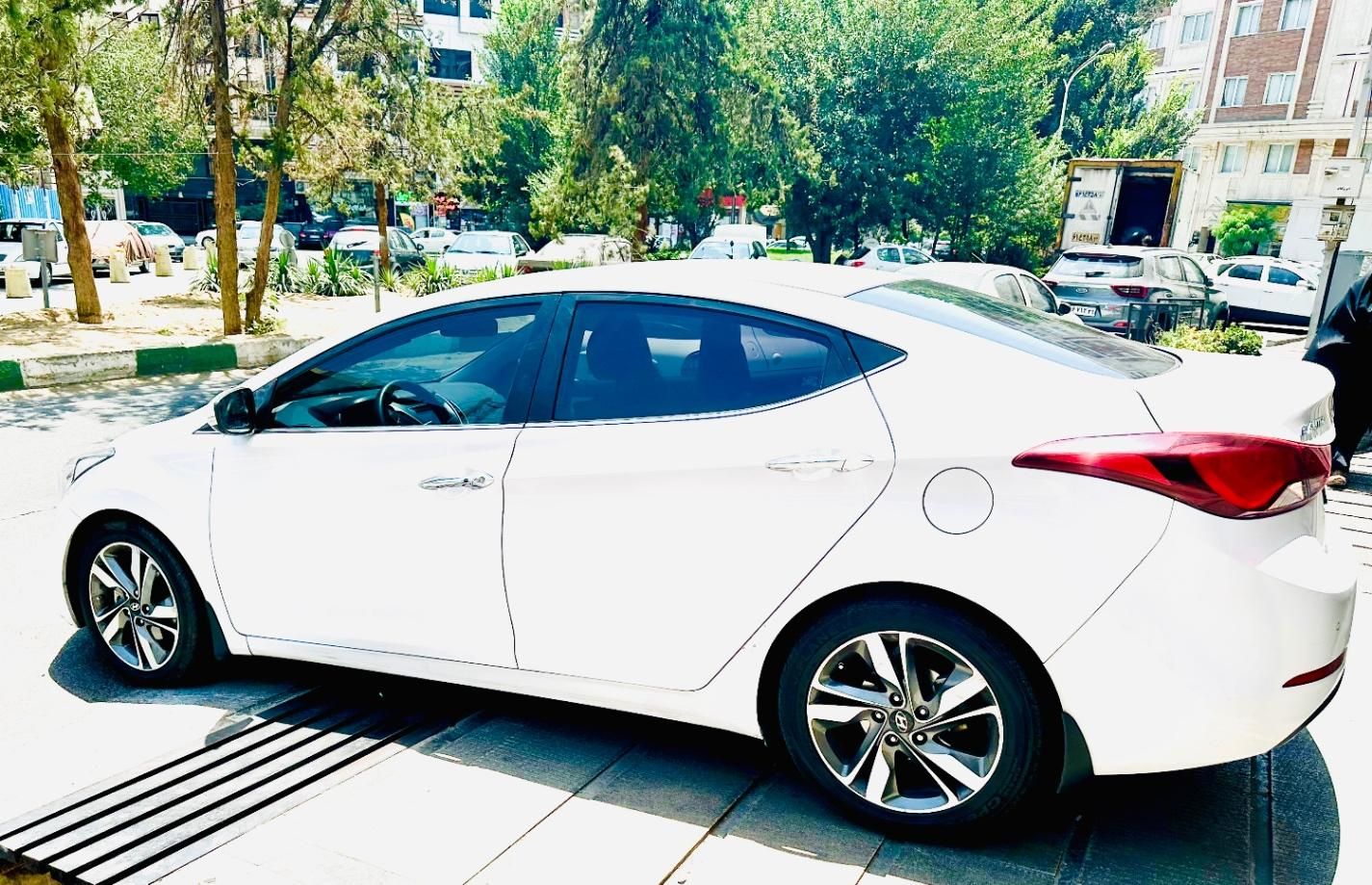 هیوندای النترا 1.8 لیتر - 2016