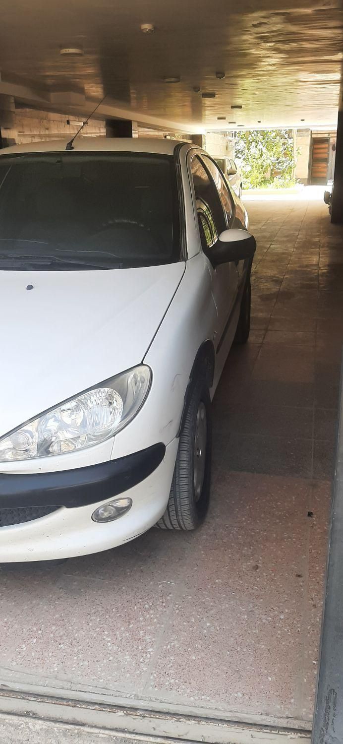 پژو ۲۰۶ صندوق دار v8 - 1390
