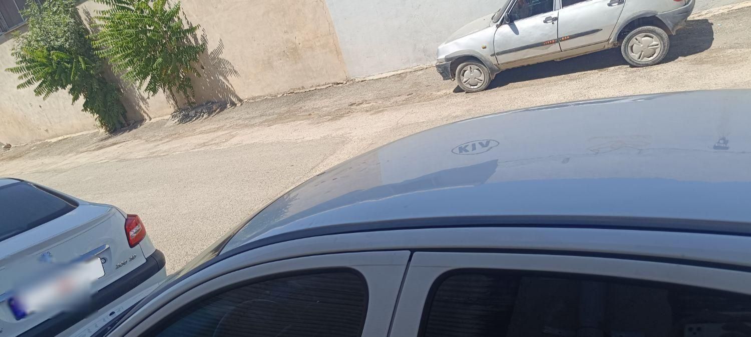 پژو ۲۰۶ صندوق دار v8 - 1394