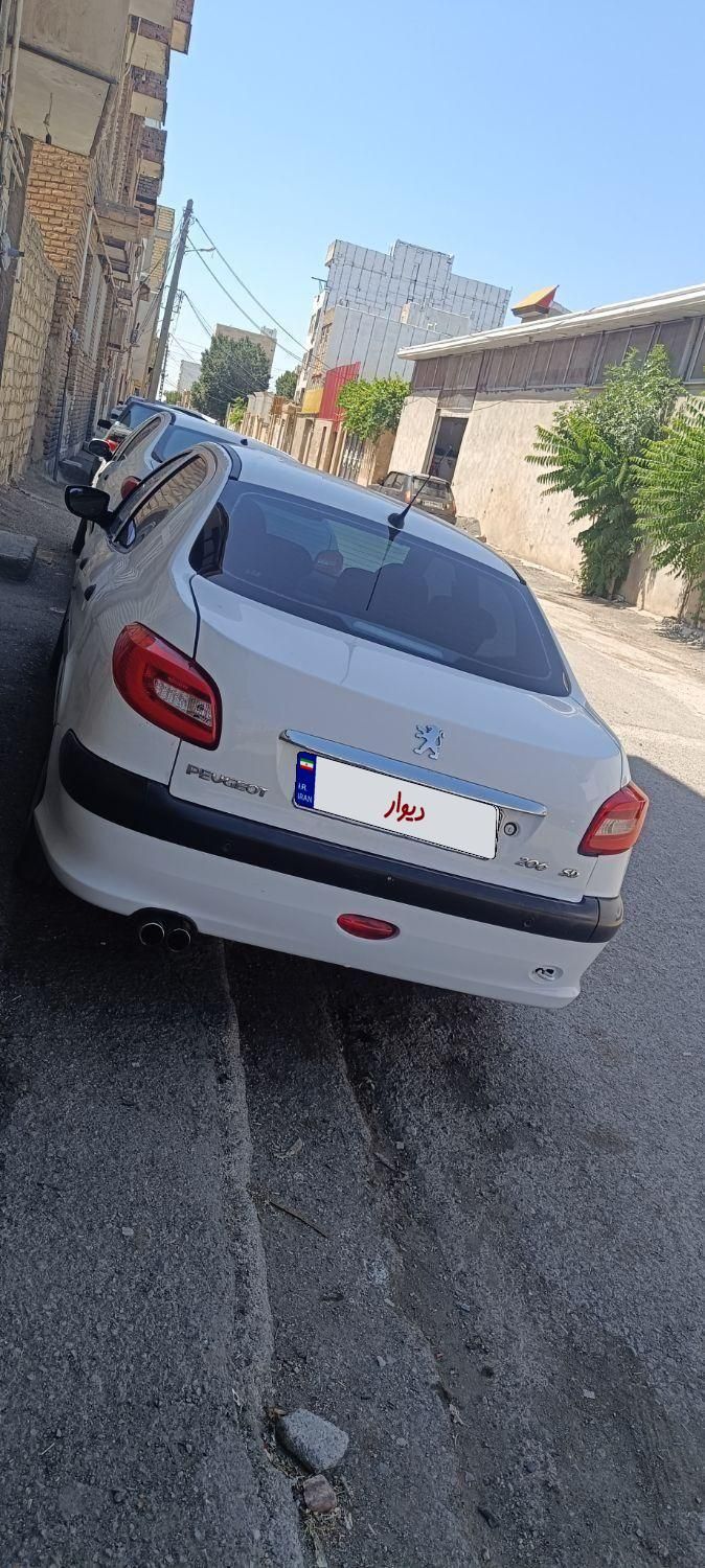 خودرو پژو، ۲۰۶ صندوق دار آگهی ann_19536072