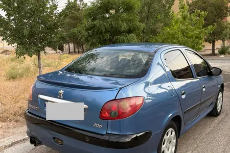پژو ۲۰۶ صندوق دار v8 - 1395