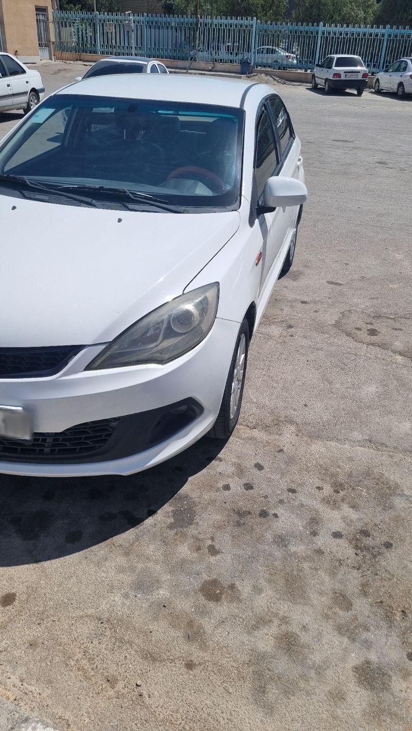 ام وی ام 315 صندوقدار اسپرت دنده‌ای - 1395