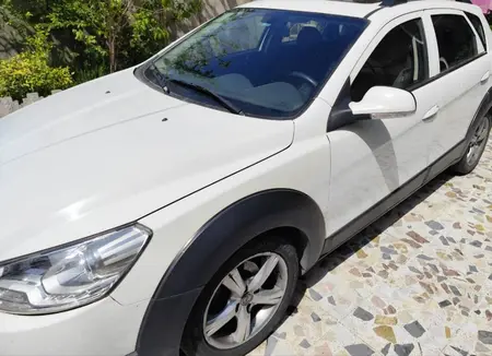 خودرو دانگ فنگ، H30 کراس آگهی ann_19536412