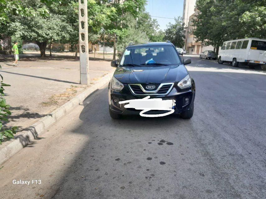 ام وی ام X33 دنده‌ای ساده - 1394