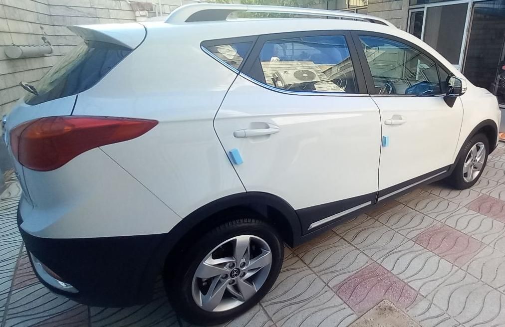 جک S3 اتوماتیک - 1402