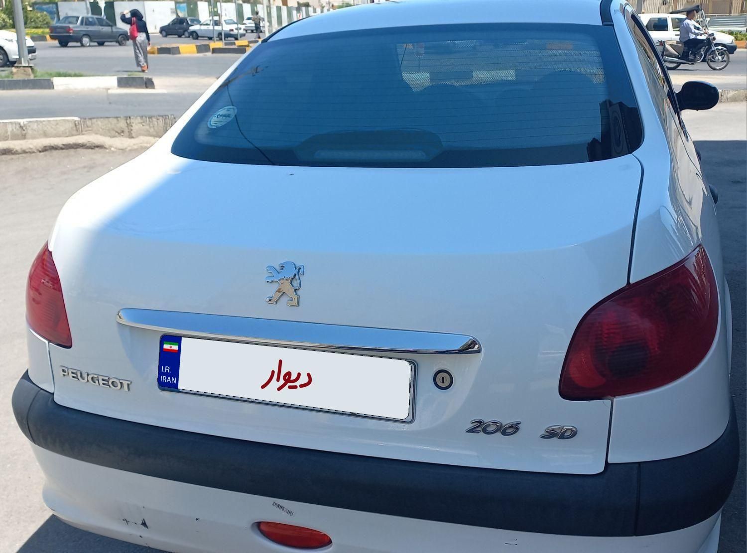 پژو ۲۰۶ صندوق دار v8 - 1399