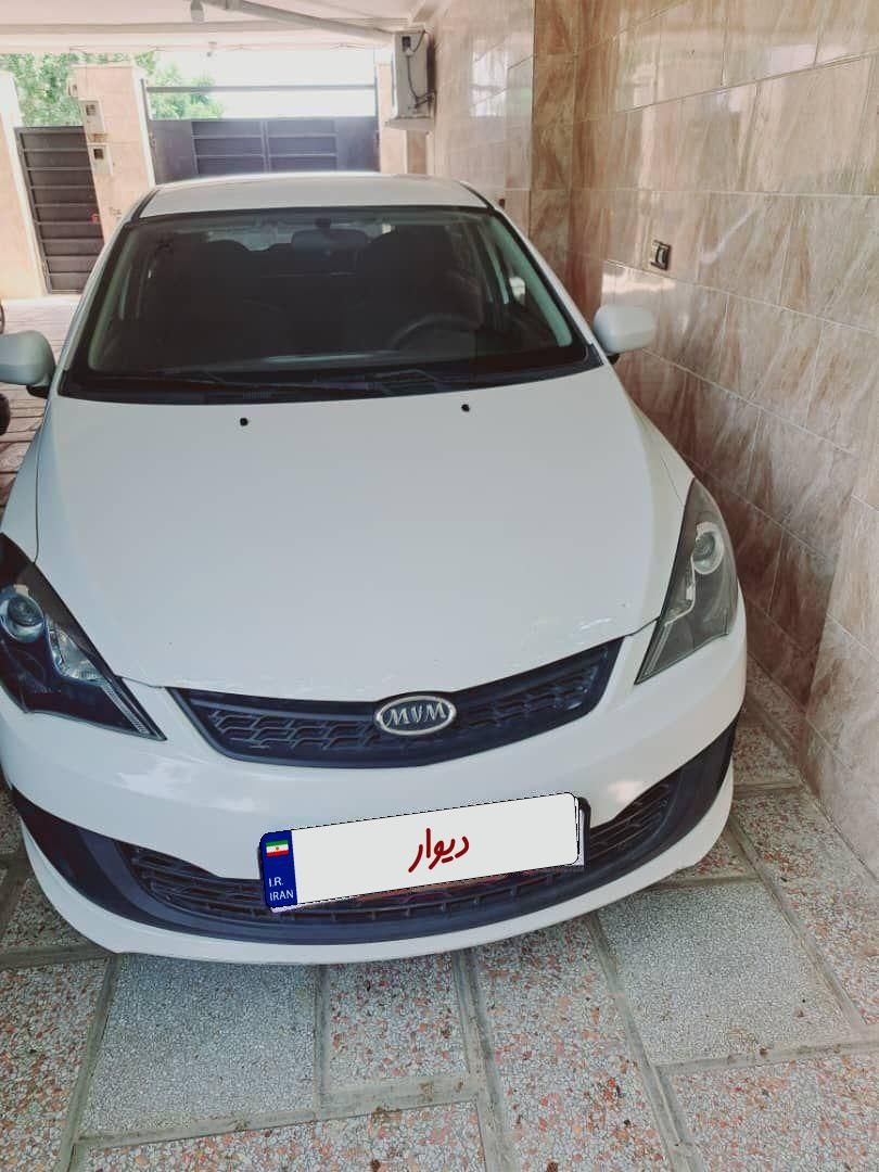ام وی ام 315 صندوقدار اسپرت دنده‌ای - 1395