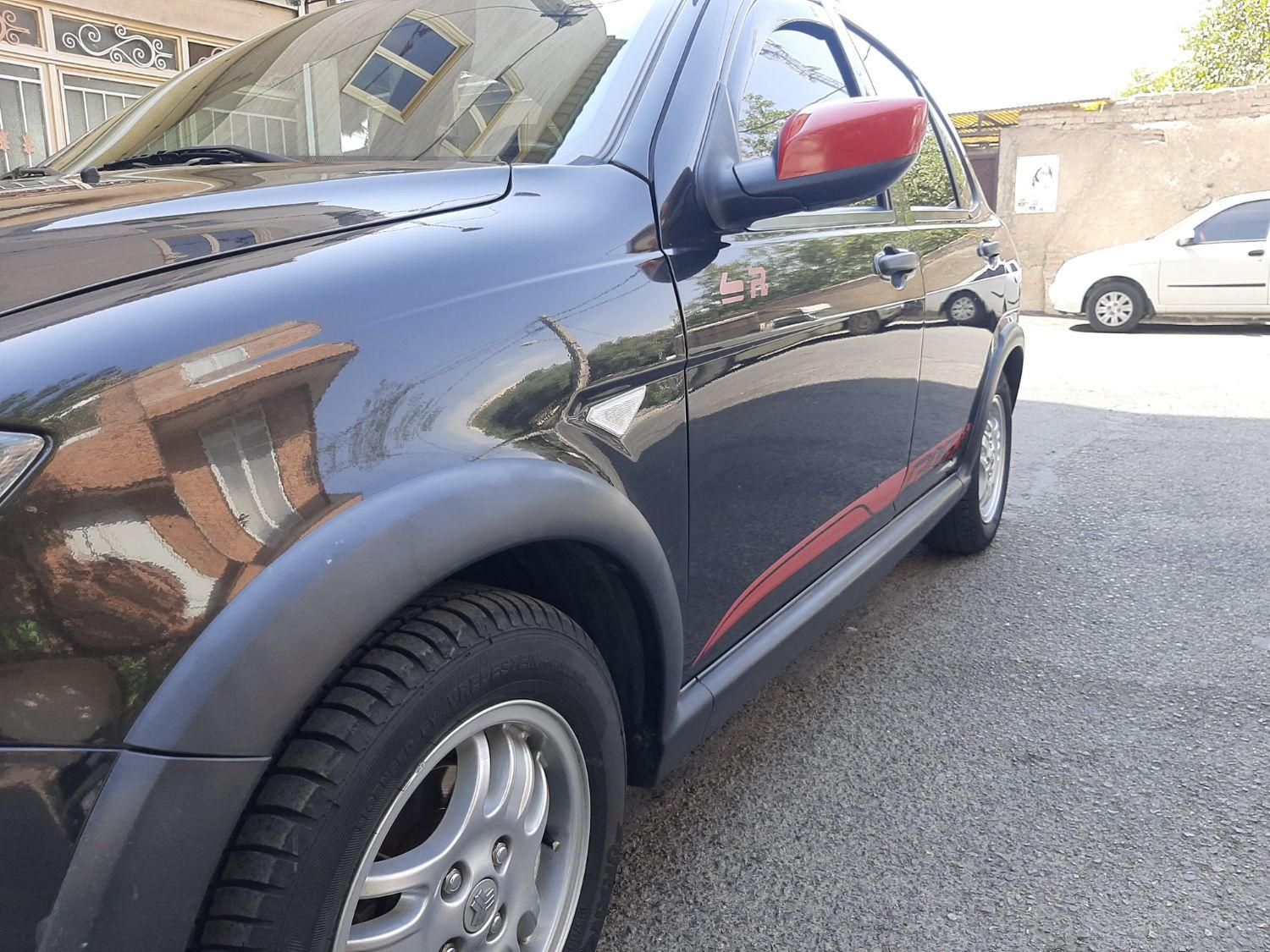 خودرو کوییک، R آگهی ann_19536853