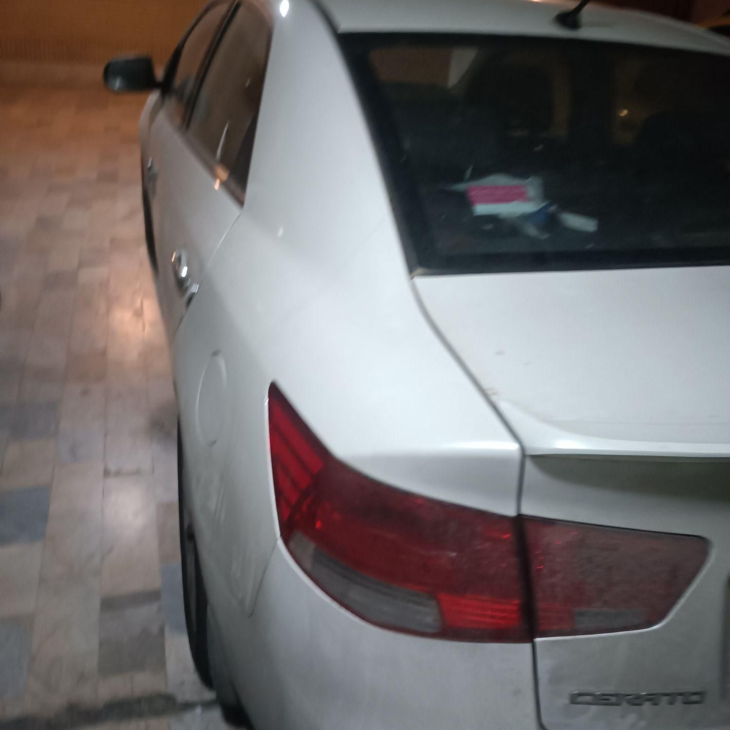 کیا سراتو 2.0 لیتر اتوماتیک GT لاین - 2011