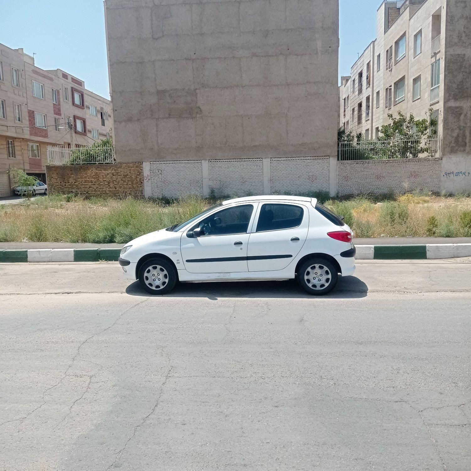 پژو 206 تیپ 2 - 1400