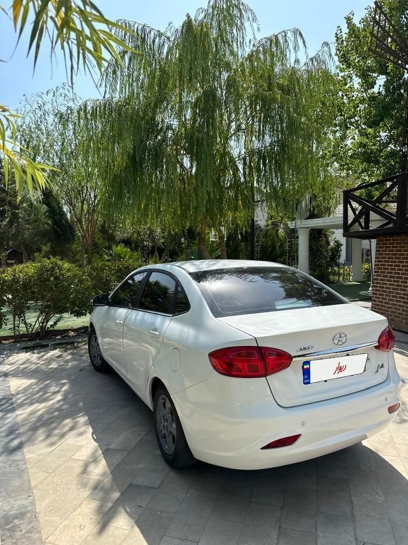 جک J4 اتوماتیک ساده - 1402