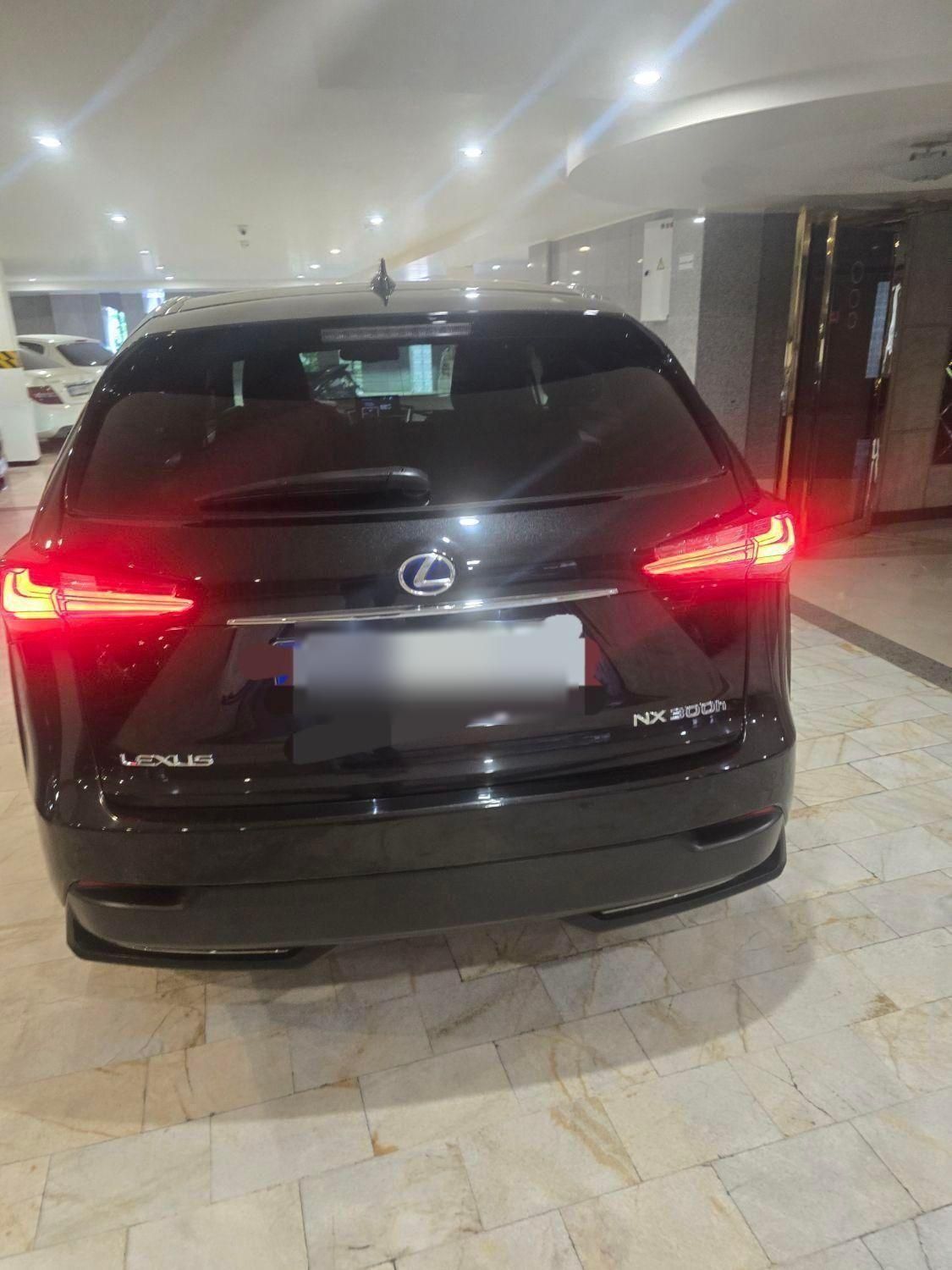 لکسوس NX هیبرید 300H Fsport - 2017