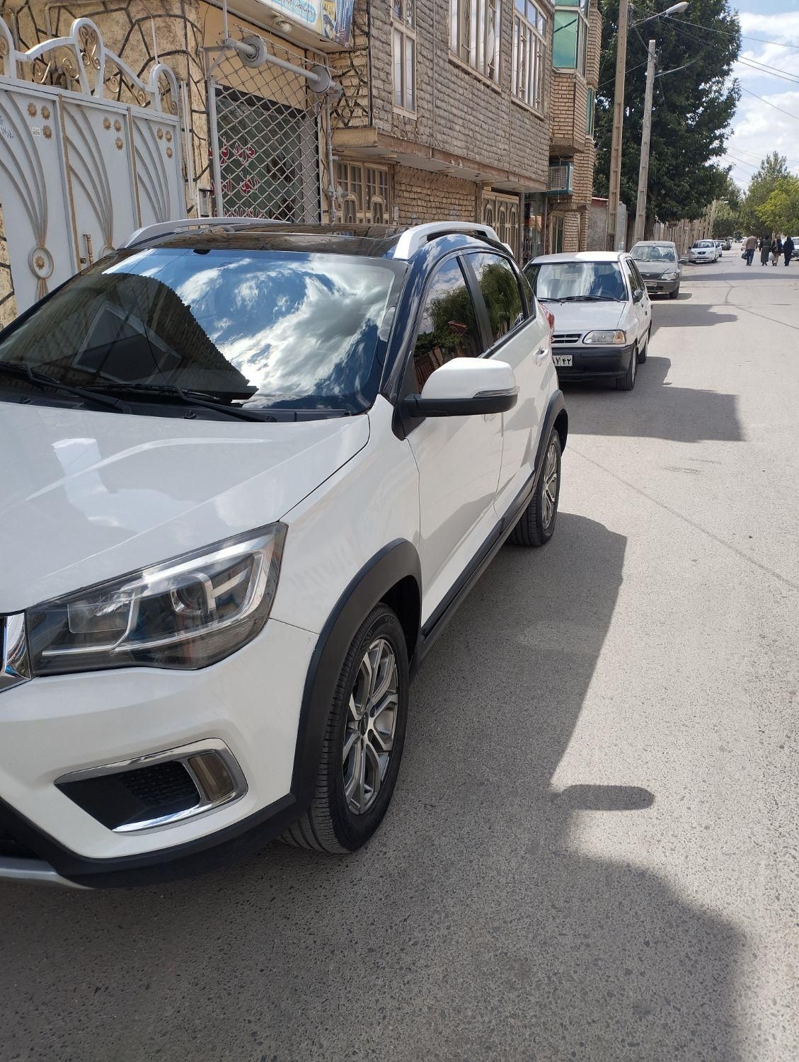 خودرو ام وی ام، X22 آگهی ann_19537425
