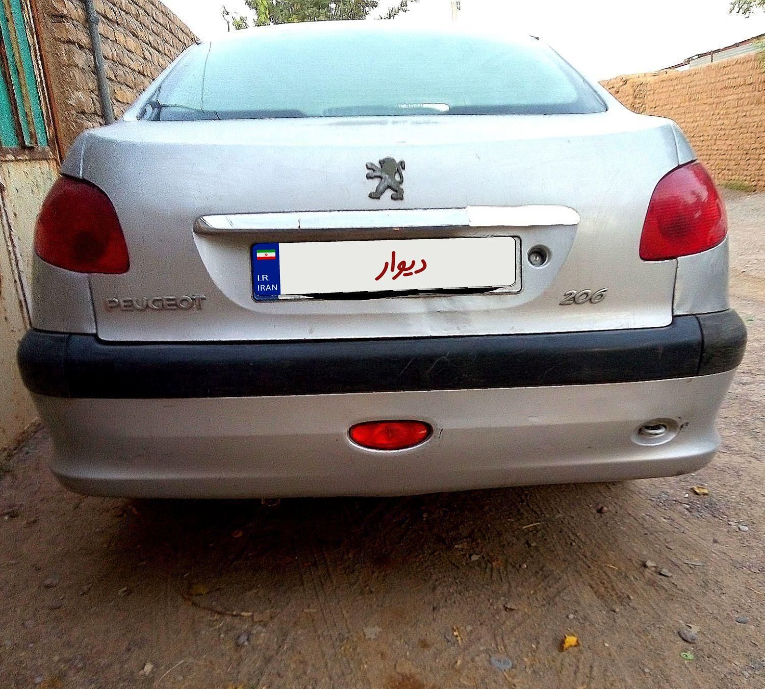 پژو ۲۰۶ صندوق دار v8 - 1386