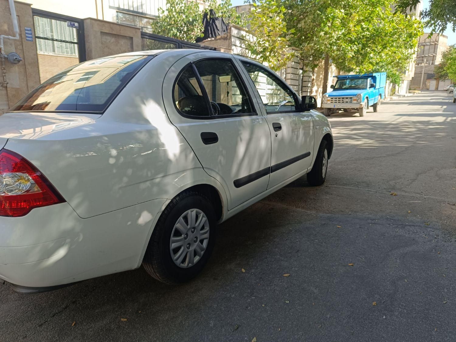 تیبا صندوق دار SX - 1393