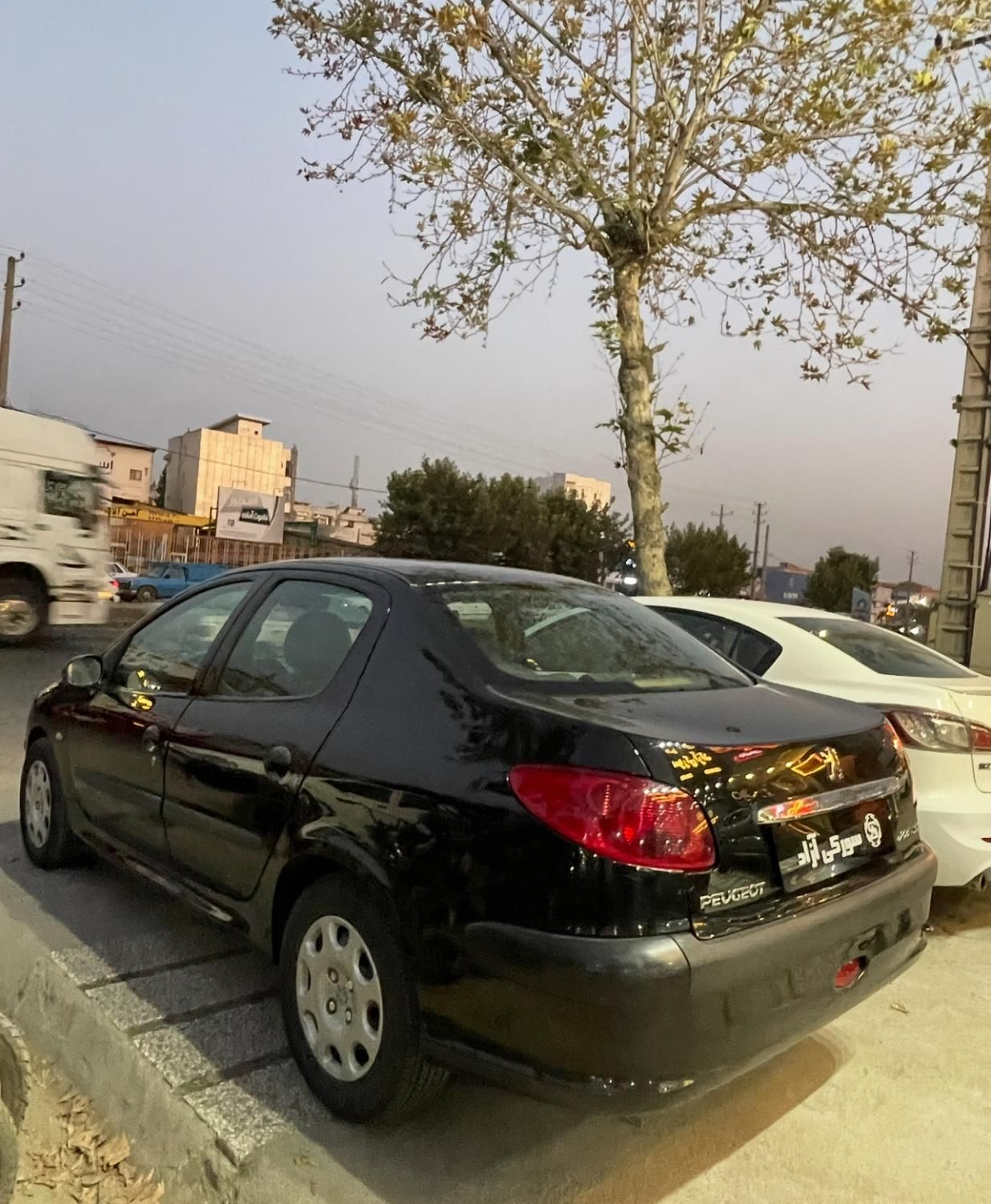 پژو ۲۰۶ صندوق دار v20 - 1388