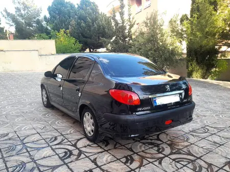 پژو ۲۰۶ صندوق دار v8 - 1396