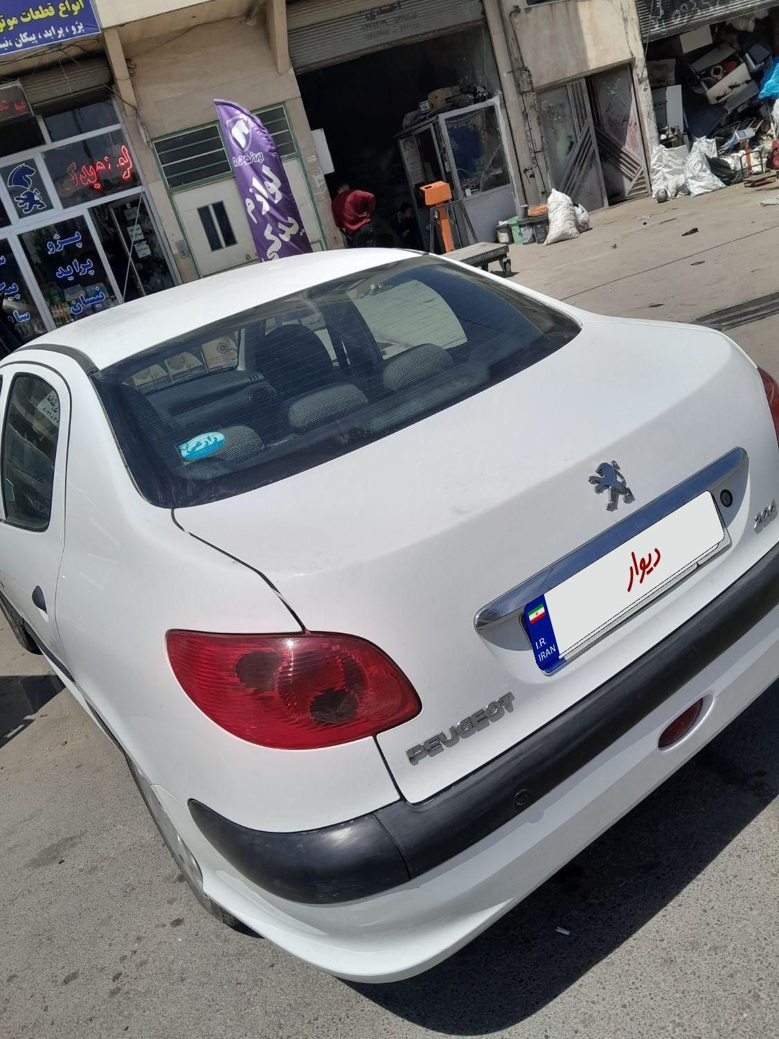 پژو ۲۰۶ صندوق دار v8 - 1395