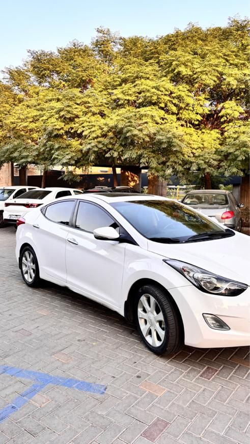 هیوندای النترا 1.8 لیتر - 2014