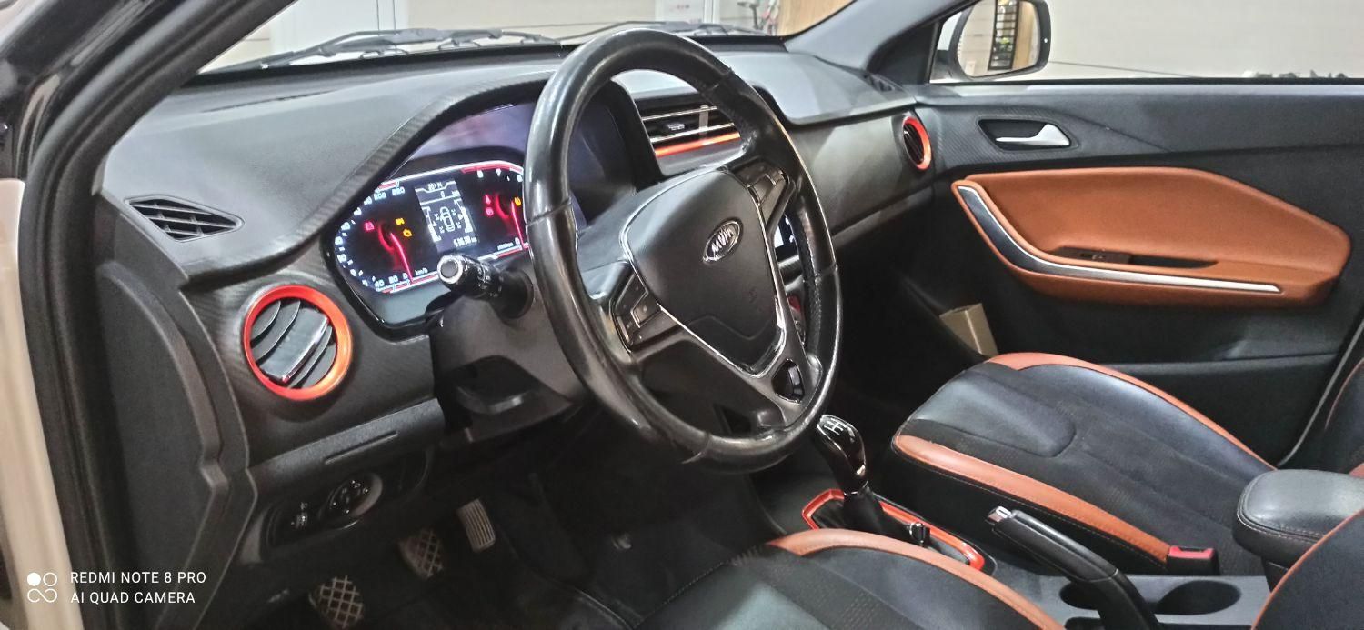ام وی ام X22 دنده ای اسپرت لاکچری - 1401
