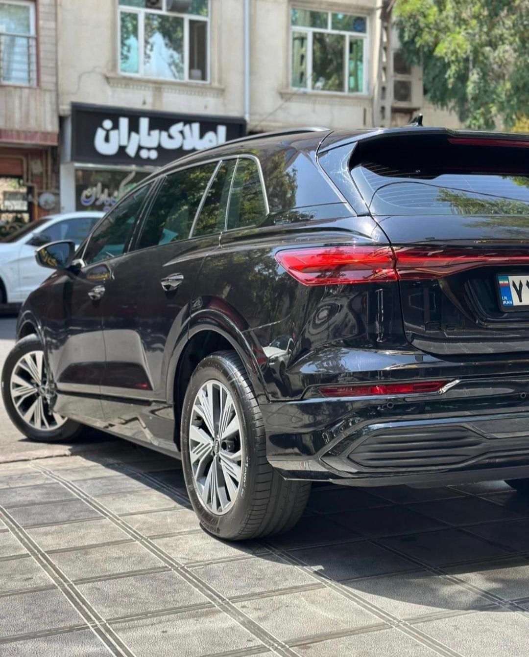 آئودی الکتریکی Q5 ۴۰ - 2024