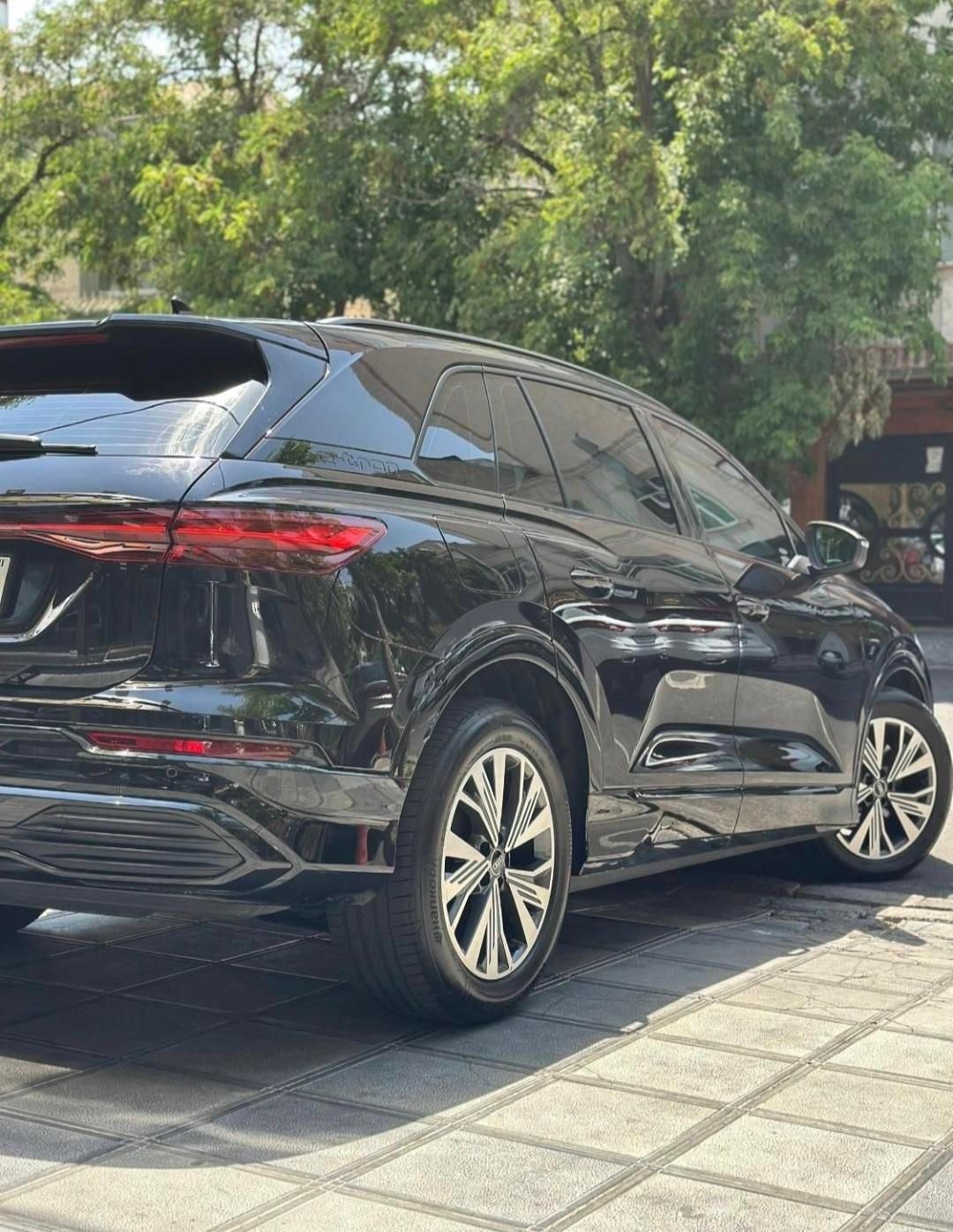 آئودی الکتریکی Q5 ۴۰ - 2024